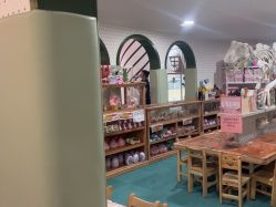 -宝燕乐园(春申店)
