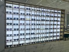 -世纪大明眼镜·林德伯格·蔡司官方授权店(武昌旗舰店)