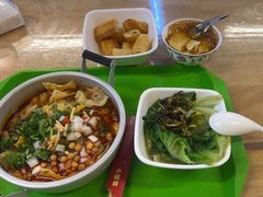 -丽丽三鲜螺蛳粉(田林路店)