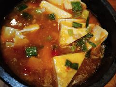 咕噜肉末包浆豆腐-云海肴·汽锅鸡·云南代表菜(天津国金汇店)