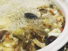 -东巴谷野生菌火锅餐厅