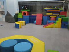 -美国谷斯妈妈早教中心 (陆家嘴店)