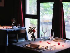 -弦月窗LUNETTE BY AMANDA(复兴路店)