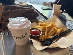 -J Create城市露营咖啡·简餐·宠物(上海动物园店)