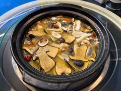 -野菌皇海景野生菌火锅(滨海大道店)