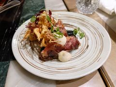 香煎小鱿鱼配洋葱姜-La Maison 夜来香(进贤路店)