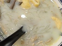 -鸭小妹鸭血粉丝(老门东店)