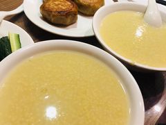-清真吴记门钉肉饼·喜多利