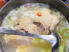 参鸡汤-咕咕站韩国料理(紫金港店)