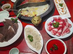 -袁老四老火锅(盘龙城店)