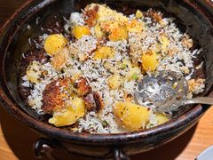 -帅巴人舅母子腊蹄民俗村