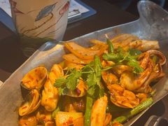 -大头虾越式风味餐厅(光明广场店)