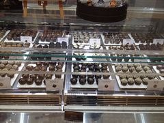 -VENCHI 闻绮(上海佛罗伦萨小镇店)