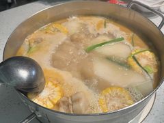 -肥仔文澳门猪骨煲(南京西路店)