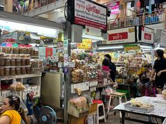-瓦洛洛传统市场