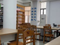 -荔湾区图书馆(周门馆)