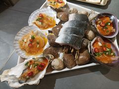 -围炉肉舍•炭烤活鳗•丹东海鲜烤肉(步行街店)