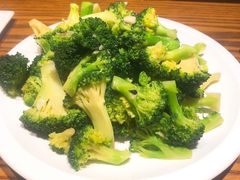 -峨嵋小镇·川菜(正定朗华店)