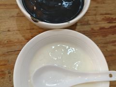 黑芝麻糊-沙湾姜埋奶(兴新包店)