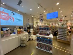 -名创优品(山东青岛东方城店)
