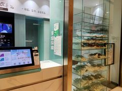 -福奈特洗衣洗鞋(杭州东站万象汇店)