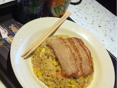 xo酱海鲜炒饭拌猪颈肉-百威KTV(恒福路店)
