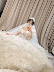点击看大图 -GRACE KELLY婚纱与礼服(北京店)