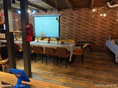 -玩坞轰趴馆·户外团建聚会主题生日派对馆(世豪广场店)