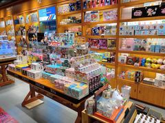 -西西弗书店&矢量咖啡(凯德晶萃广场店)