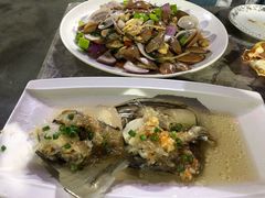 -四川小胡子海鲜(丁村万人海鲜广场店)