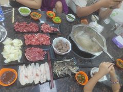 -山珍鲜牛肉火锅本地老字号(汕中老店)