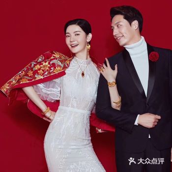 #喜嫁# 爱是风里的诗句 用一生将给你听 