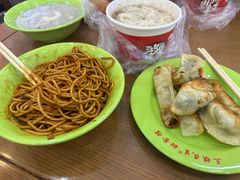 -三镇民生甜食馆(胜利街总店)