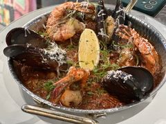 -LESCEDARS Brasserie Bistro香柏树