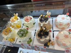 -花花卷卷·鲜食蛋糕(静安久光百货店)