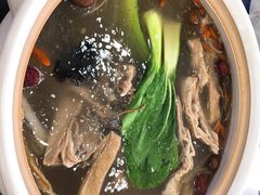 -撒拉人家.酸菜牦牛肉火锅