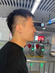 -MARTIN'S BARBER SHOP男士理发馆