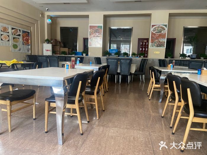 巢香扣肉馆图片