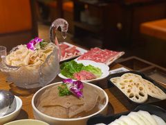 -佬土鹅肠火锅(解放路店)