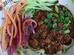 -顺溜·手工刀削面·黑金店(铜锣湾店)
