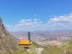 -鸡鸣山旅游风景区