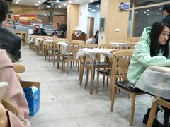大堂-江城燕子大排档(江汉路步行街店)