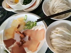 -桥香园过桥米线(国贸店)