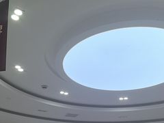 -雅悦齿科(顾村公园店)