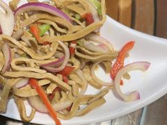-东来菜馆•手抓海鲜家常菜•海鲜锅贴(鸽子窝店)