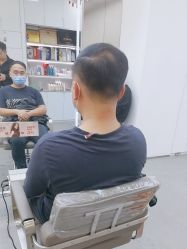 -首脑美发沙龙