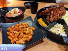 -肥肥虾庄·金牌油焖大虾(杨园滨江时代walk店)