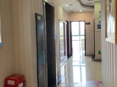 -优伢仕口腔(汽车西站店)