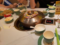 -润园四季椰子鸡火锅(卓越INTOWN店)