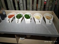 -牛華八婆火锅串串(南中环店)